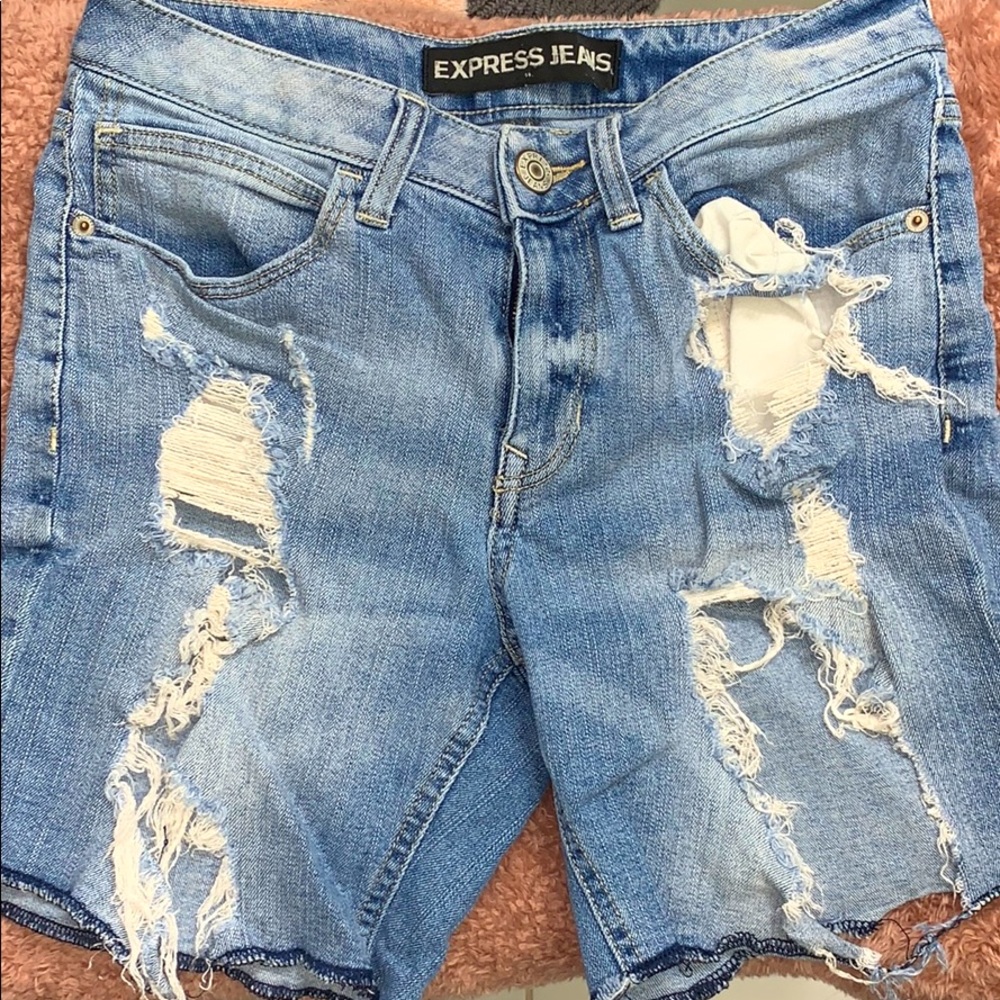 Women’s size 0 express shorts